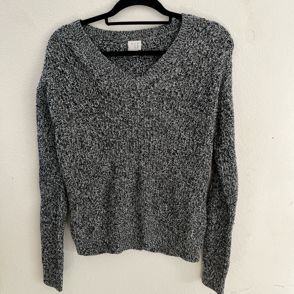 Women's Gray V-Neck Sweater